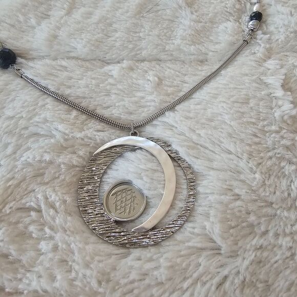 NEW WITH TAGS Chicos,Elegant Silver Pendent Necklace: Black Accents 32" Chain - Picture 5 of 7